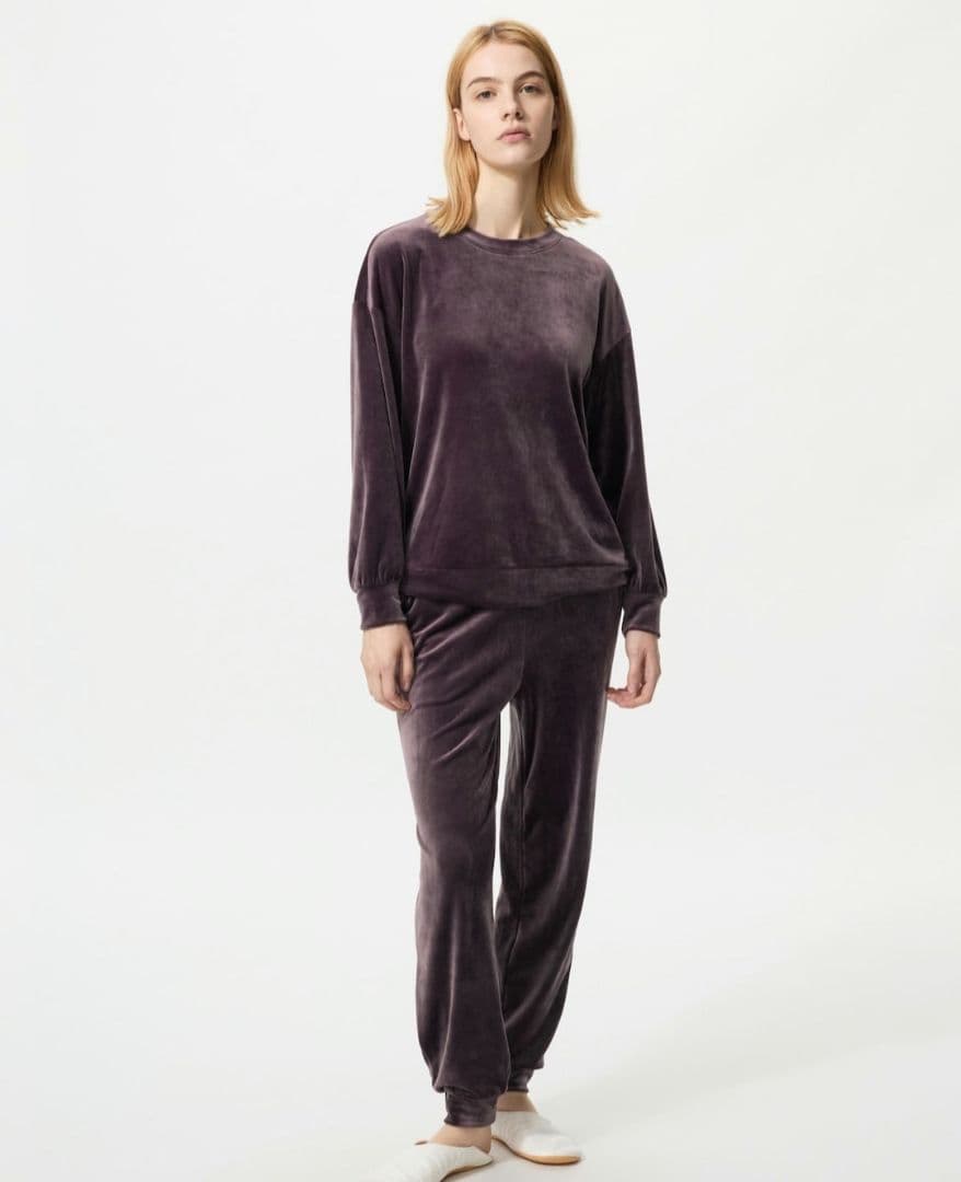 【美品】UNIQLO　ウルトラストレッチスムースセット ピンク、パープル