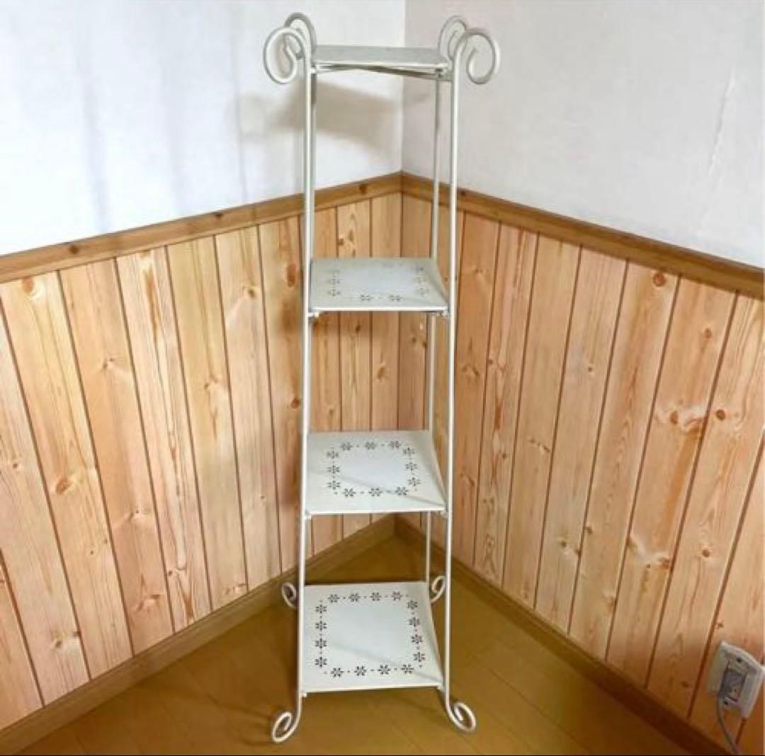 アイアン4段ラックホワイト ラック 花柄装飾　シェルフ