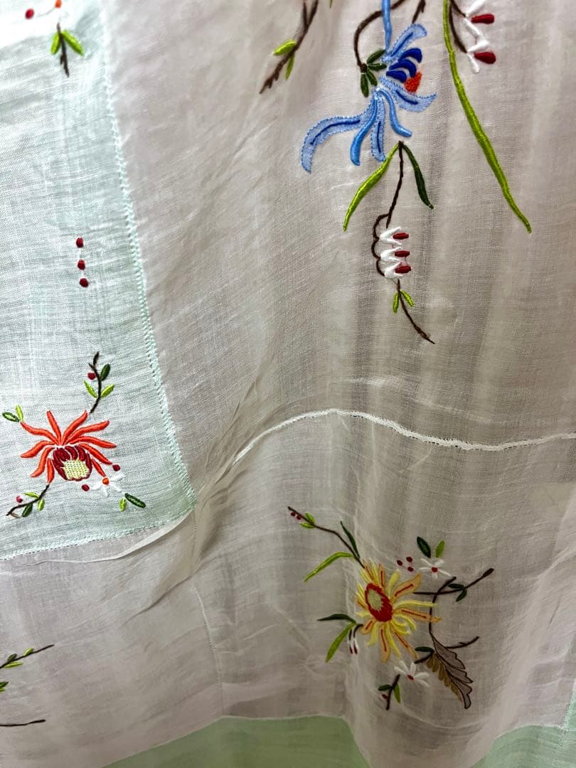 Vintage 花柄刺繍のテーブルクロス エメラルドグリーン レア