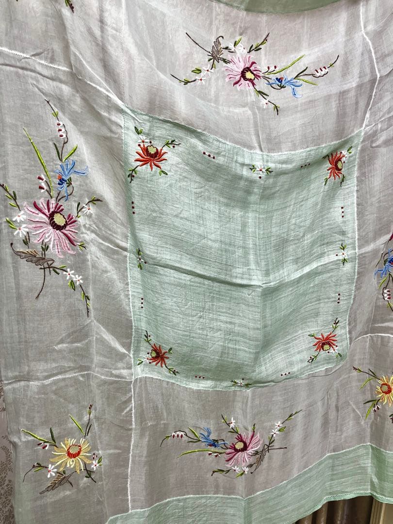 Vintage 花柄刺繍のテーブルクロス エメラルドグリーン レア