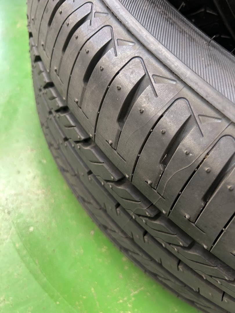 215/60R17 2本　ほぼ新品　処分