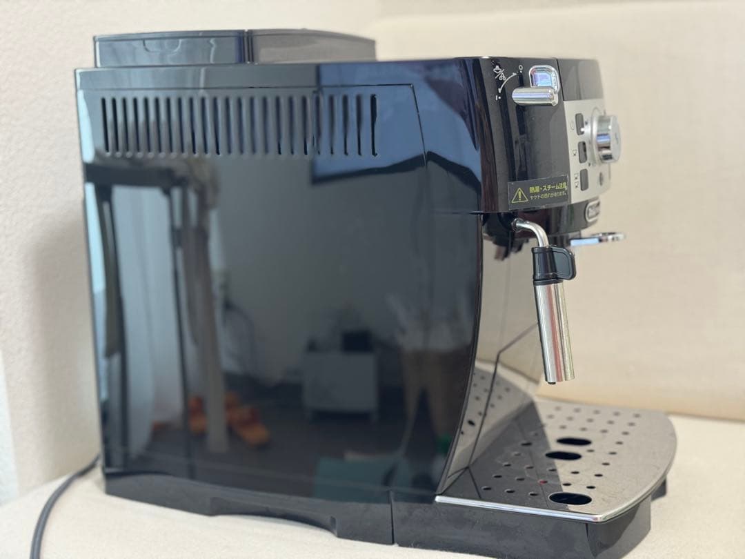 DeLonghi Magnifica S デロンギ　マグニフィカS
