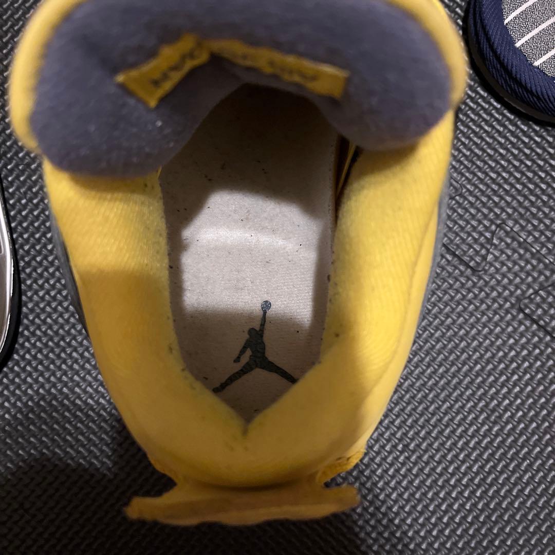 靴 Air Jordan 4 Retro TOUR YELLOW