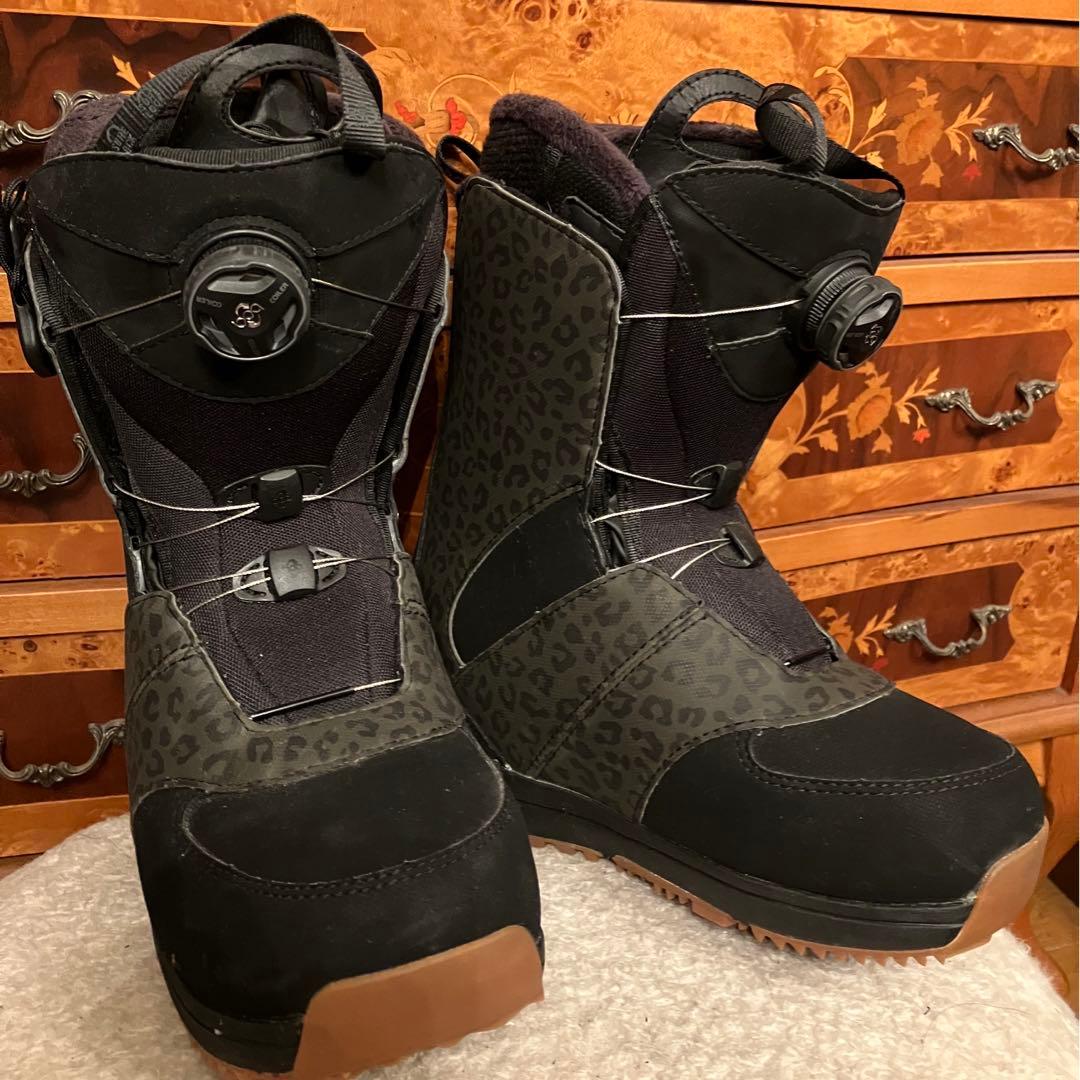 サロモン　スノーボード　ブーツ　スノボ　ダイヤル式　レオパード　ヒョウ柄