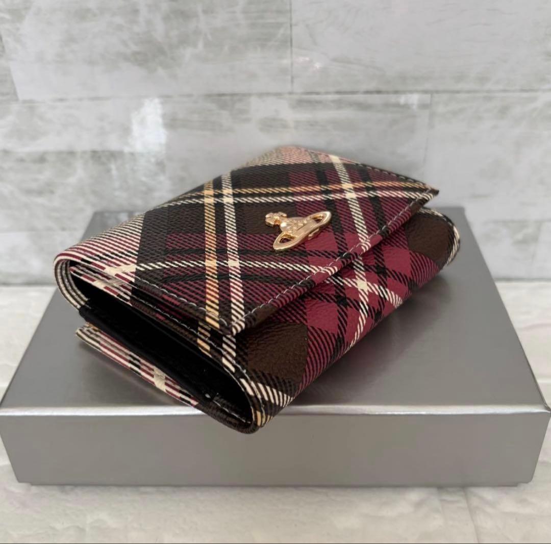 人気モデル！vivian westwood 三つ折りスモールフレームウォレット