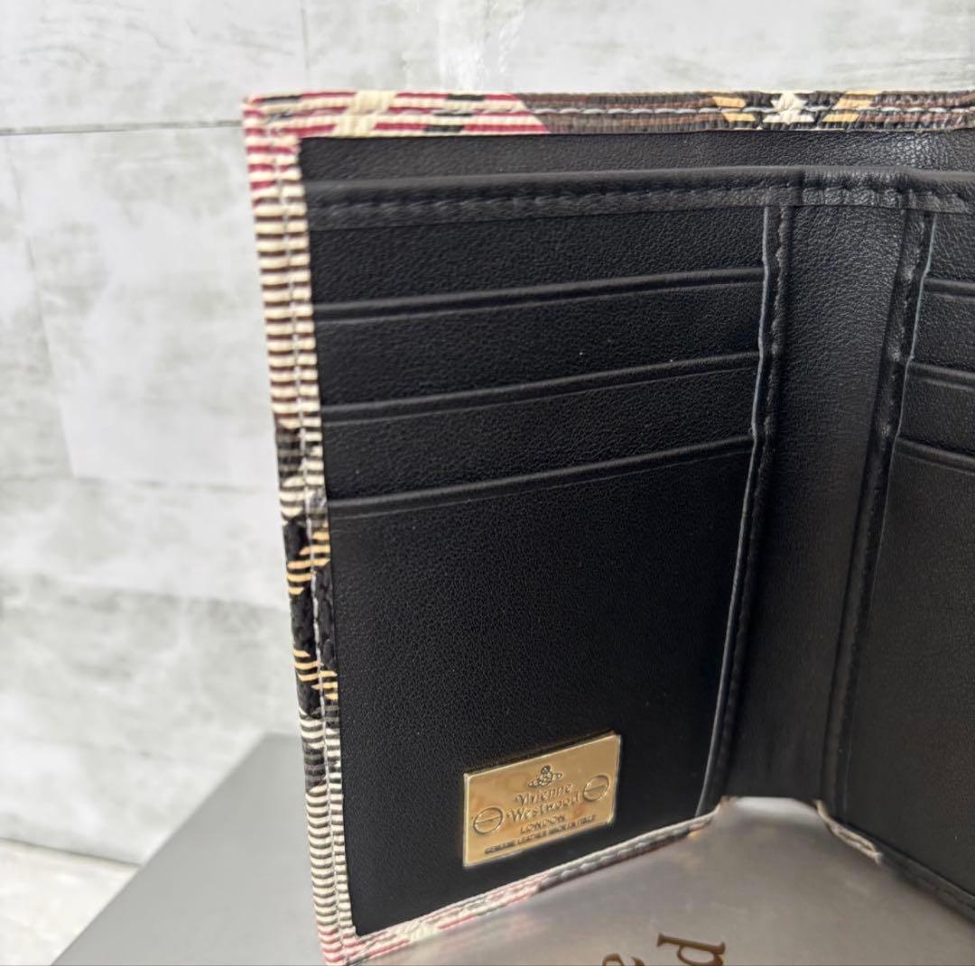 人気モデル！vivian westwood 三つ折りスモールフレームウォレット