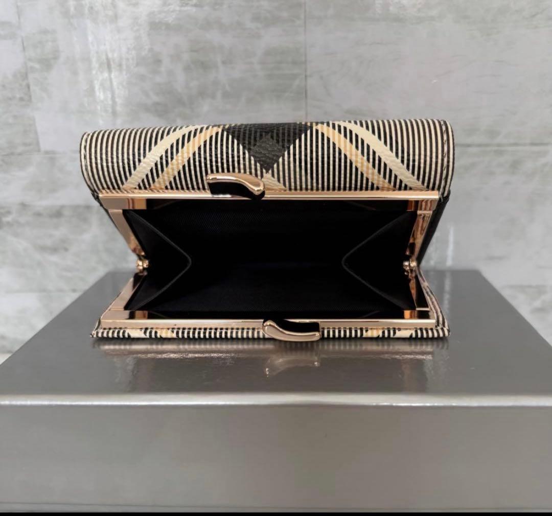 人気モデル！vivian westwood 三つ折りスモールフレームウォレット