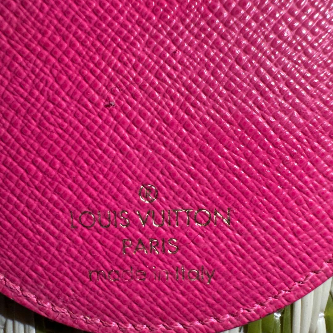初*）様 LOUIS VUITTON ピンクレザーキーホルダー