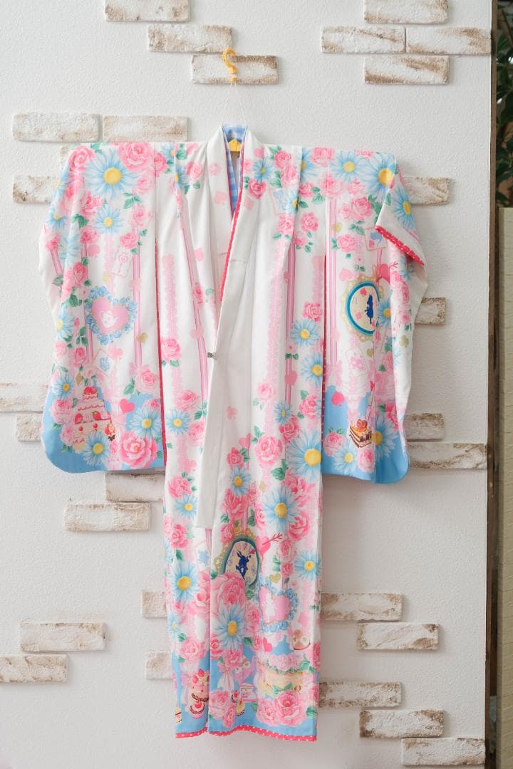 七五三　7歳女の子 着物 アリス柄