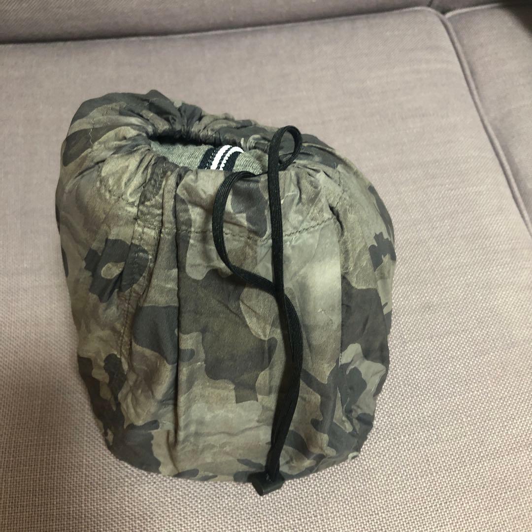 【値下げ！】デュベティカ　ライトダウンベスト グレー フード付き