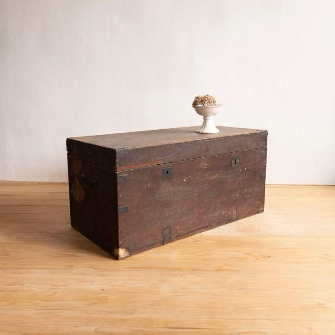 大きめ木箱　真鍮　収納箱　幅約98㎝ ディスプレイ　古道具　古家具　アンティーク