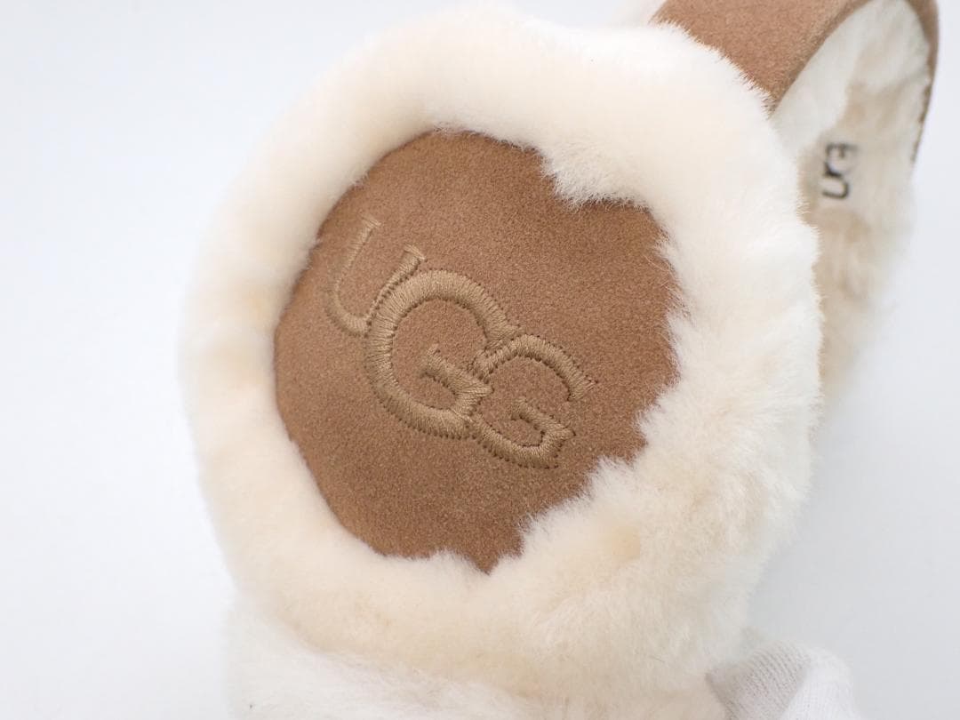 美品 UGG アグ イヤーマフ シープスキン チェスナット ブラウン