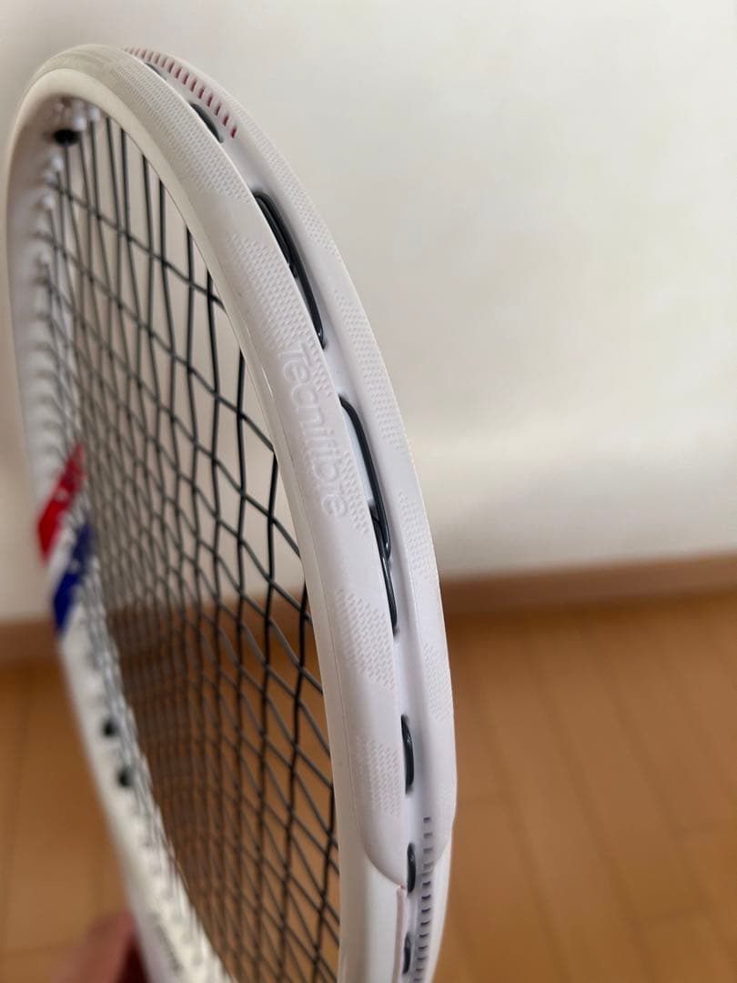 Tecnifibreテクニファイバー T-FIGHT 300S 2025年モデル