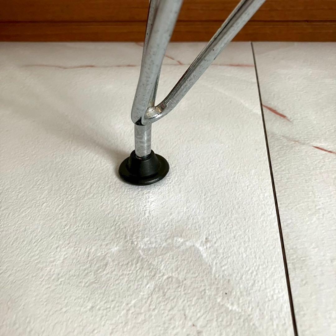 イームズ サイドシェルチェア Vitra社