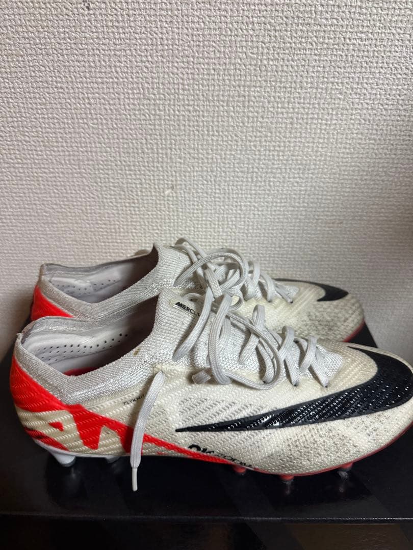 明日には値段戻しますNike Mercurial スパイクシューズ ホワイト
