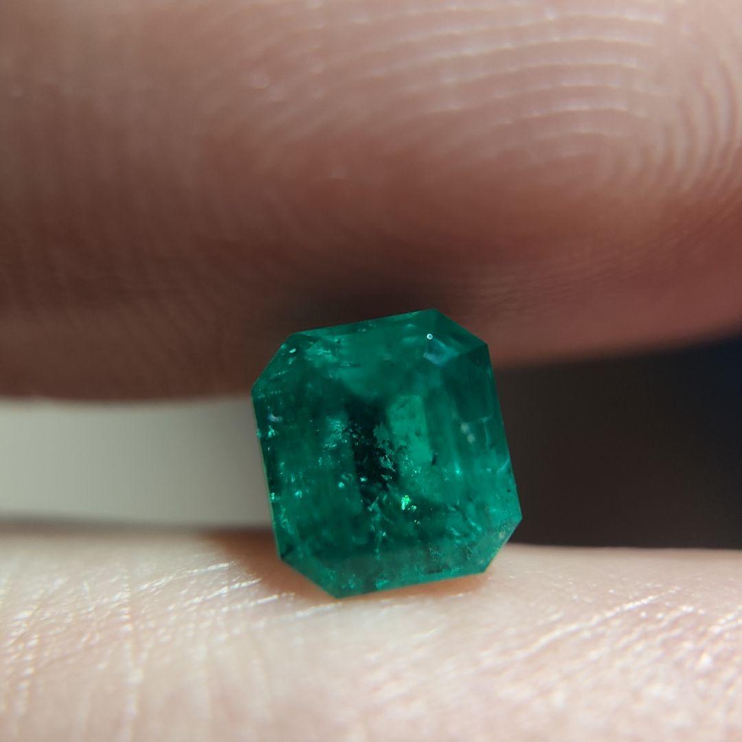上質！濃！天然エメラルド 0.912ct