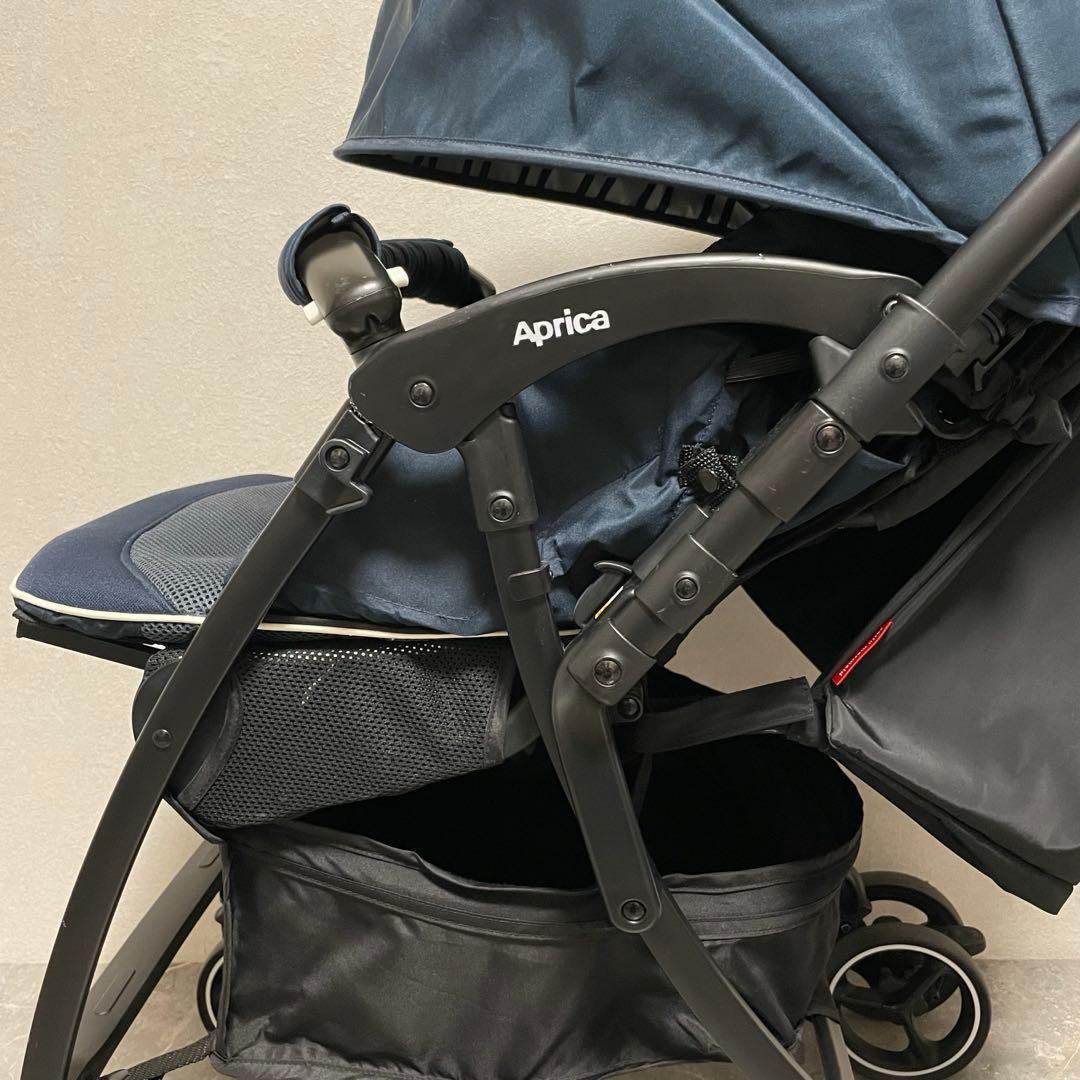 アップリカ ラクーナクッションAB レザーハンドル ベビーカー 対面式