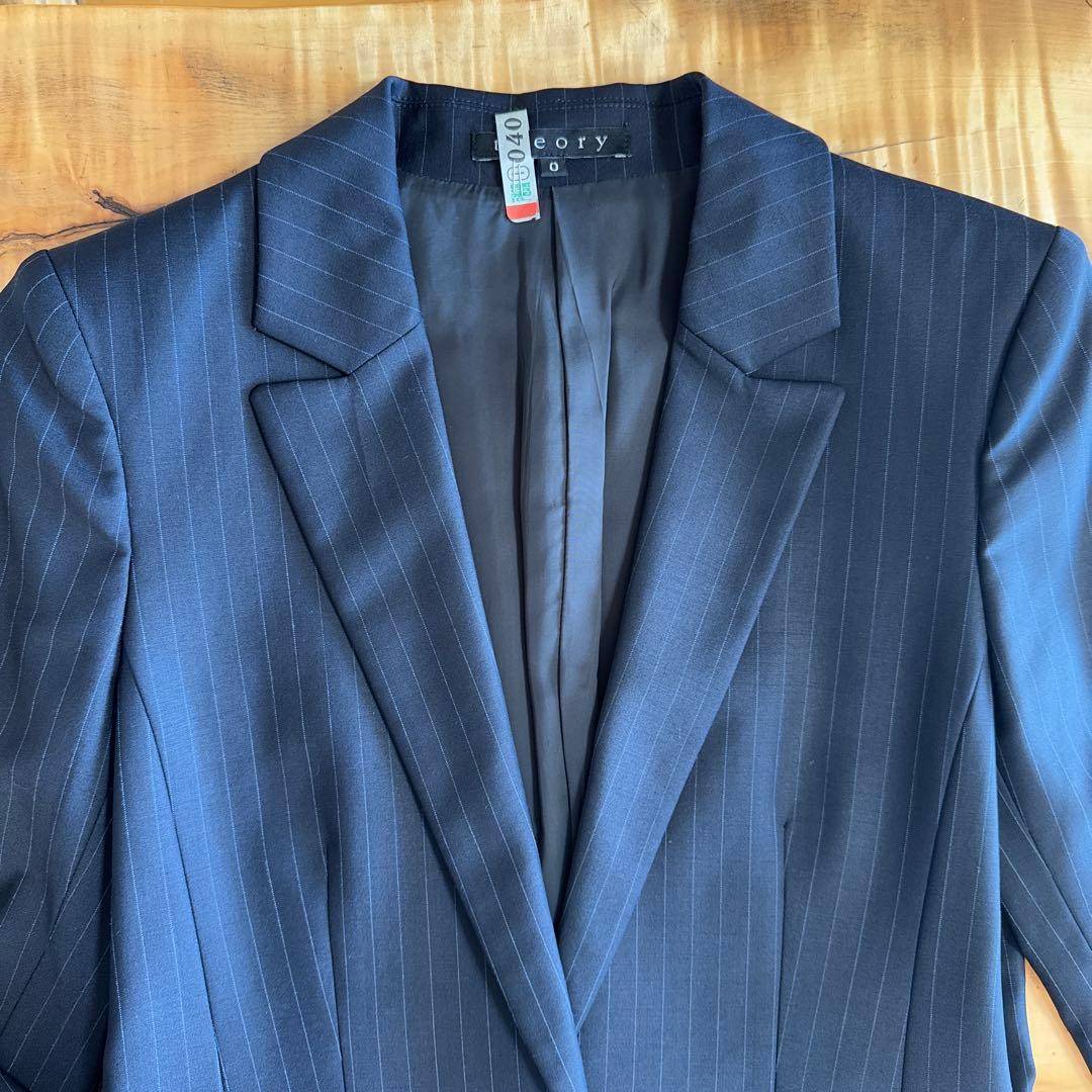 【極美品セオリー】ネイビー ストライプ スーツ