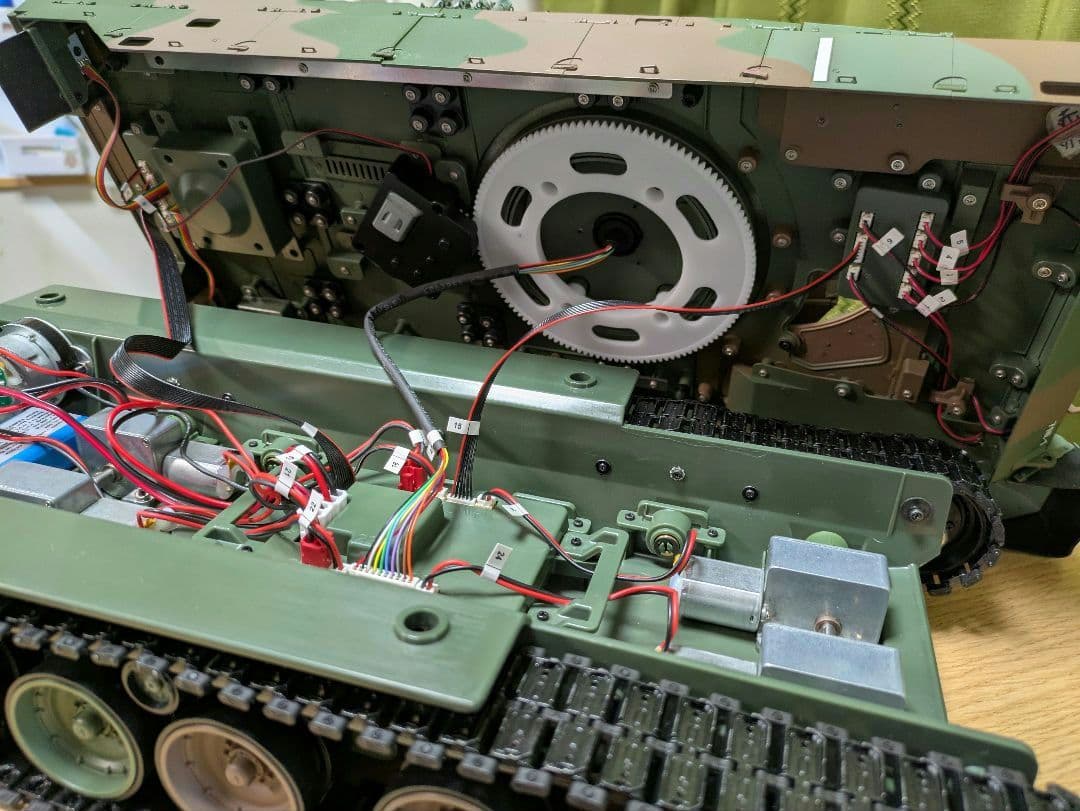 ディアゴスティーニ90式RC戦車