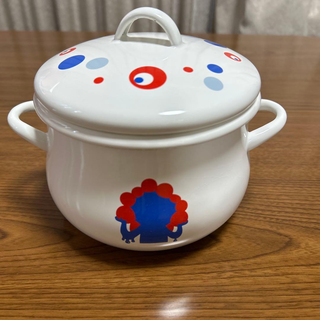 ミャクミャク　ホーロー鍋　両手鍋