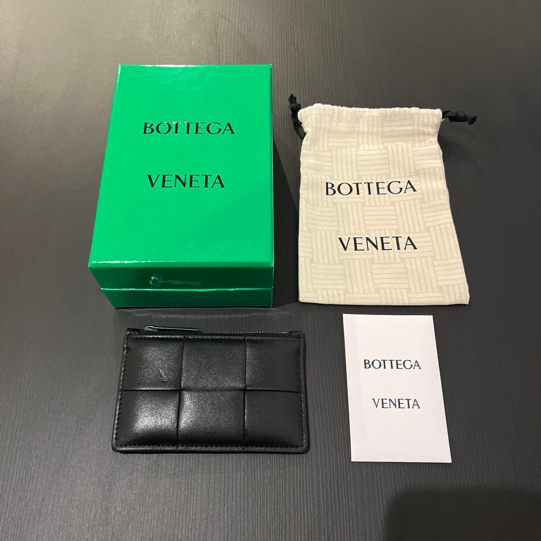 BOTTEGA VENETA ブラックレザー　小銭・カードケース