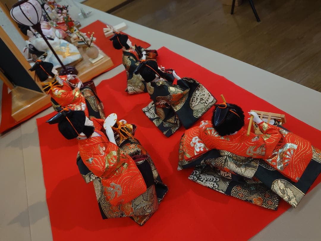 ●金襴衣装五人囃子●　ごにんばやし　おひなさま　新品