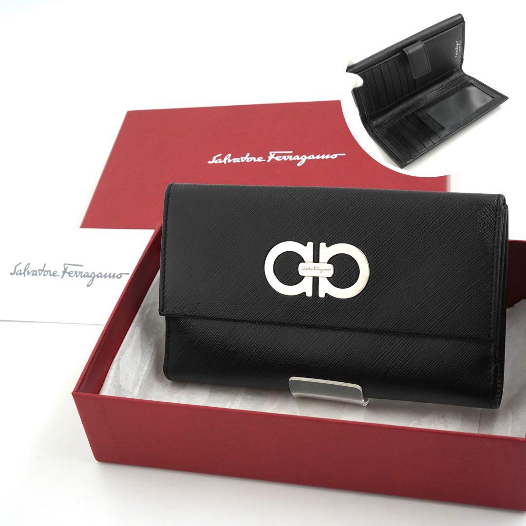 ✨未使用展示品・箱付き✨　Ferragamo 長財布　Wガンチーニ ガンチーニ