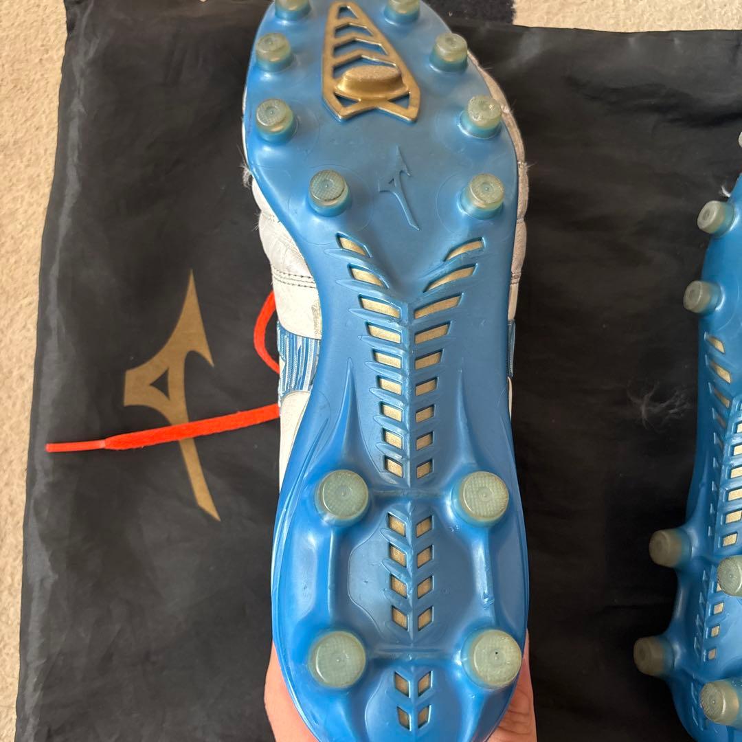 k*7様 サッカースパイク　モレリアネオ4
