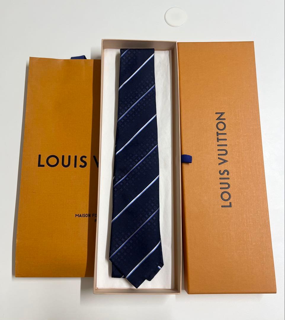 A*R様 LOUIS VUITTON ネイビー ストライプ ネクタイ