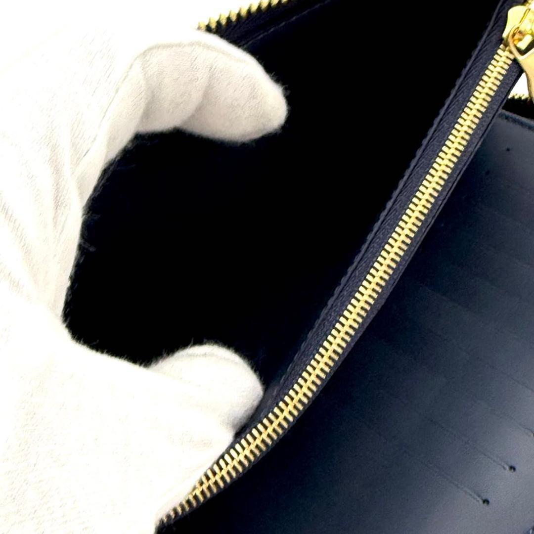 【未使用に近い】ルイヴィトン NIGOコラボ ジッピーヴェルティカル 長財布