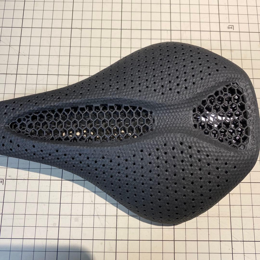 スペシャライズドS-WORKS POWER WITH MIRROR SADDLE