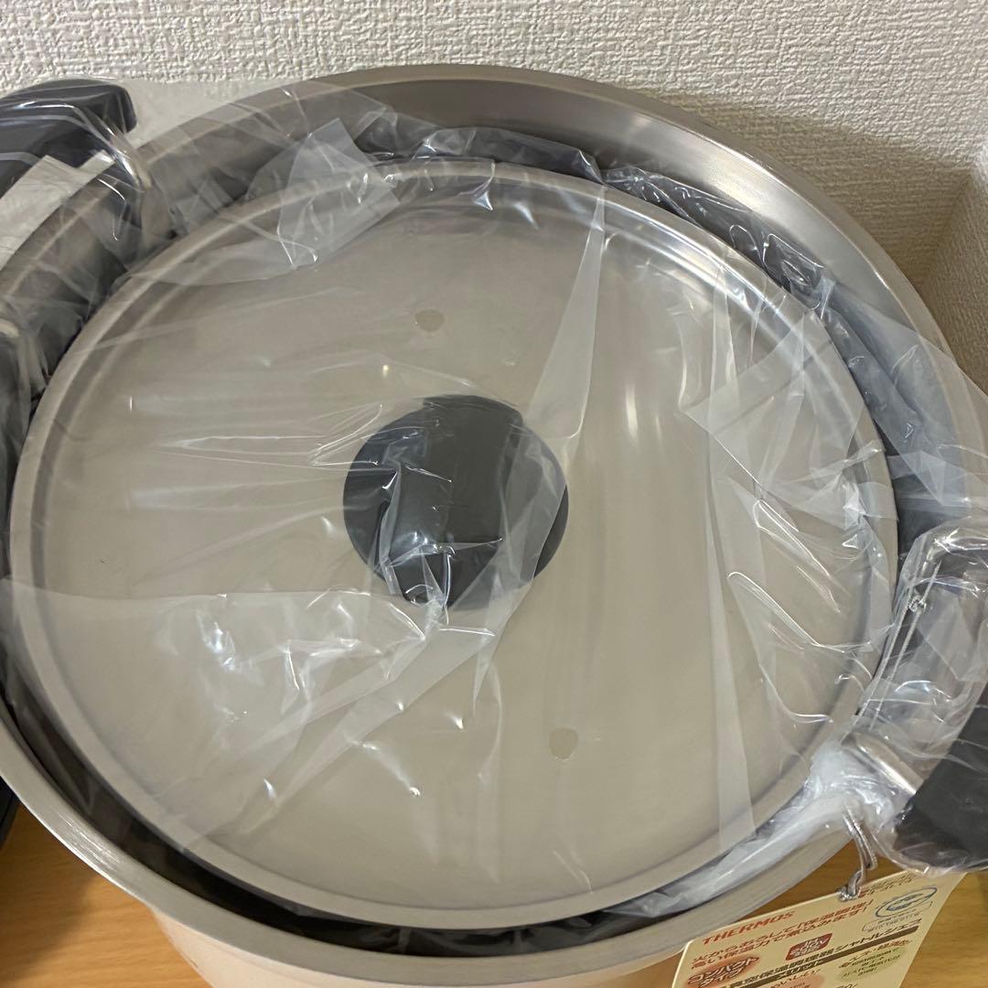 サーモス 真空保温調理器 シャトルシェフ KBF-4500 ホワイト 未使用品