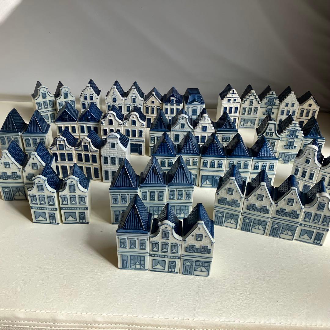 【非売品】ハウステンボス　青と白の陶器製家の置物セット