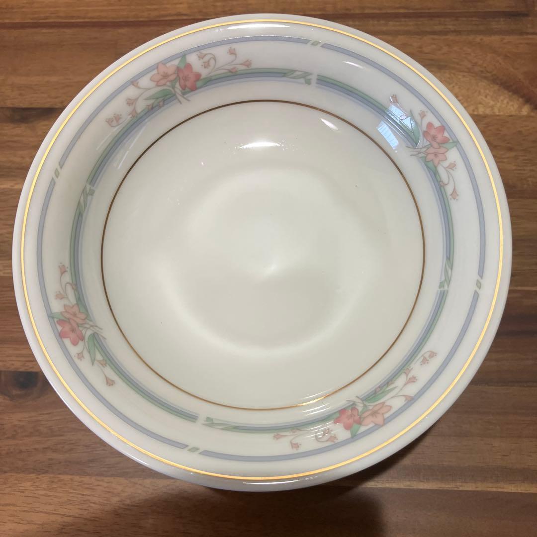 新品未使用　ノリタケ　ディナーフルセット　6人用全40ピース