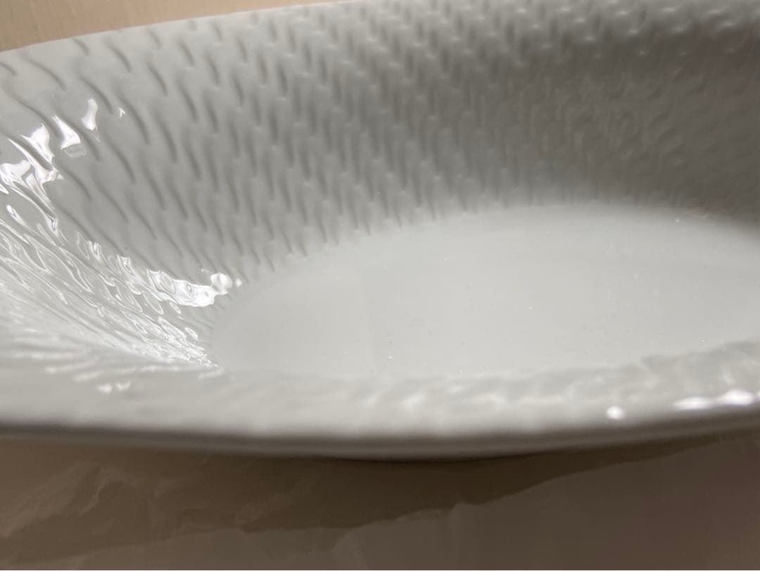 マイセン 波の戯れホワイト ボウル 細長　28cm×18cm Meissen