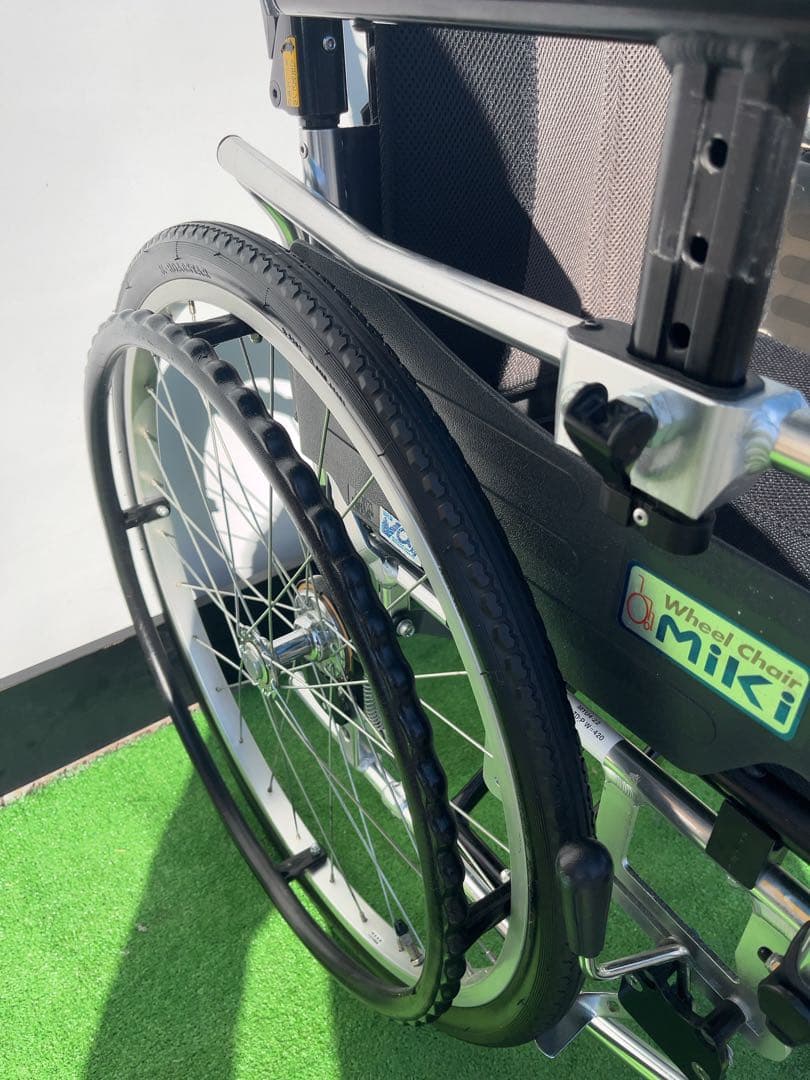 MIKI 自走用車椅子 myu4-22