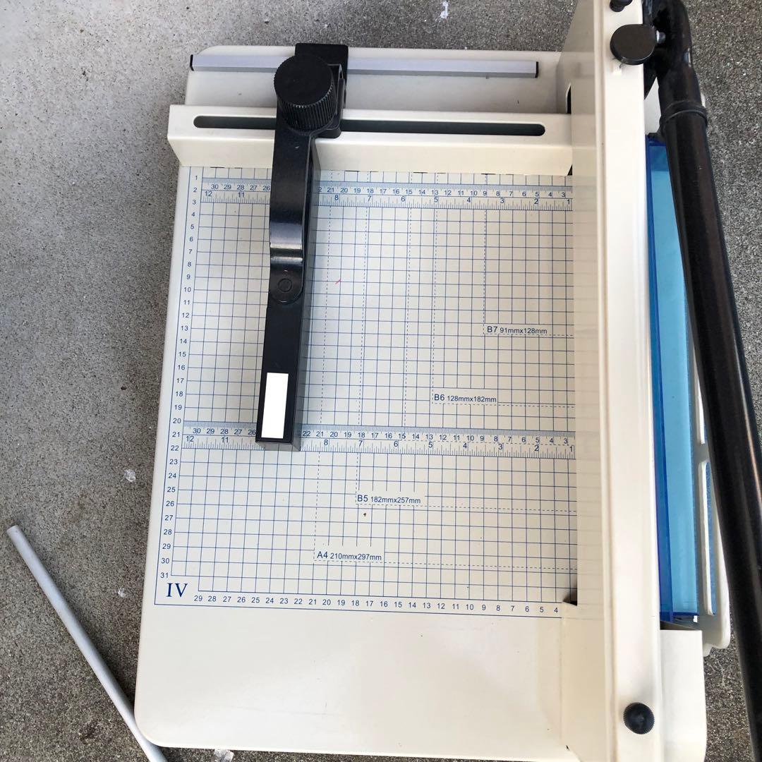 大型裁断機 ペーパーカッター 事務用品