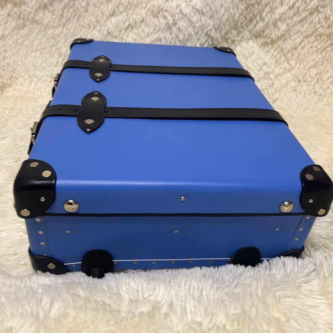【美品】GLOBE TROTTER スーツケース ロイヤルブルー　二輪