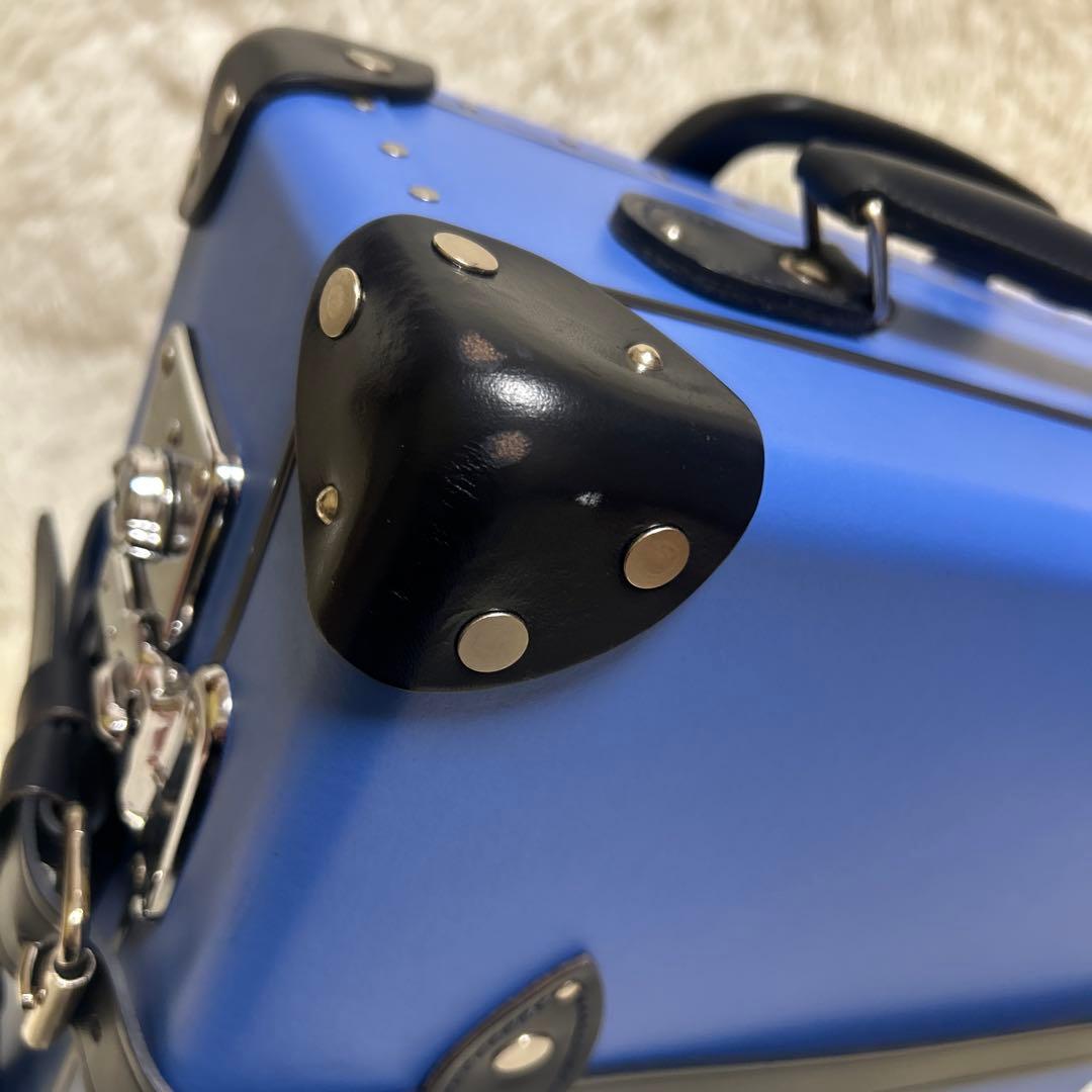 【美品】GLOBE TROTTER スーツケース ロイヤルブルー　二輪