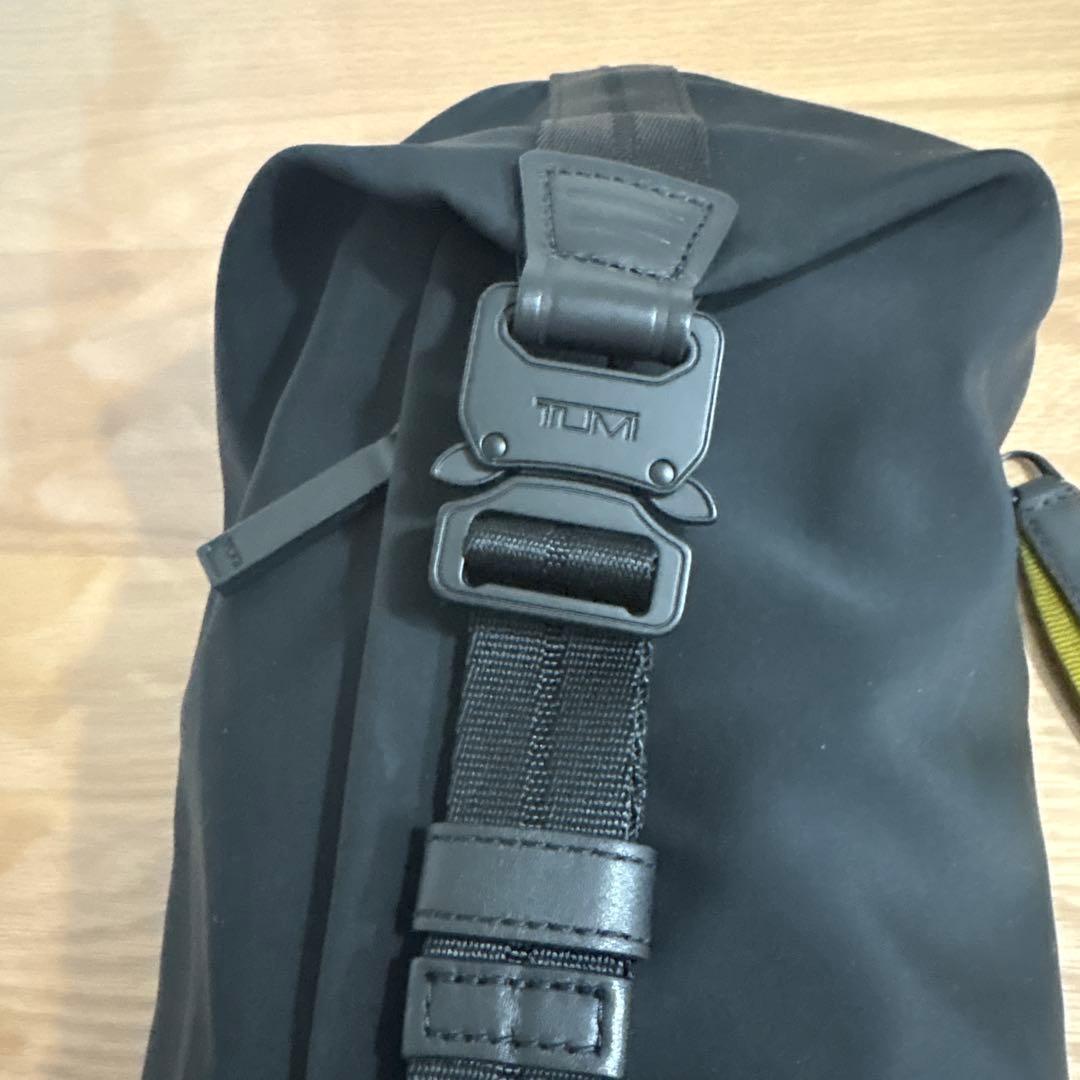 tumi トゥミ　TAHOE ボーズマン ボディバッグ　美品