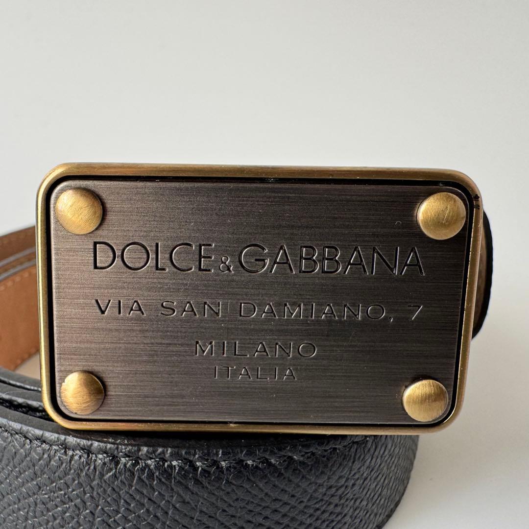 【極美品】ドルチェ&ガッバーナ ベルト ゴールドプレート メンズコレクション 黒