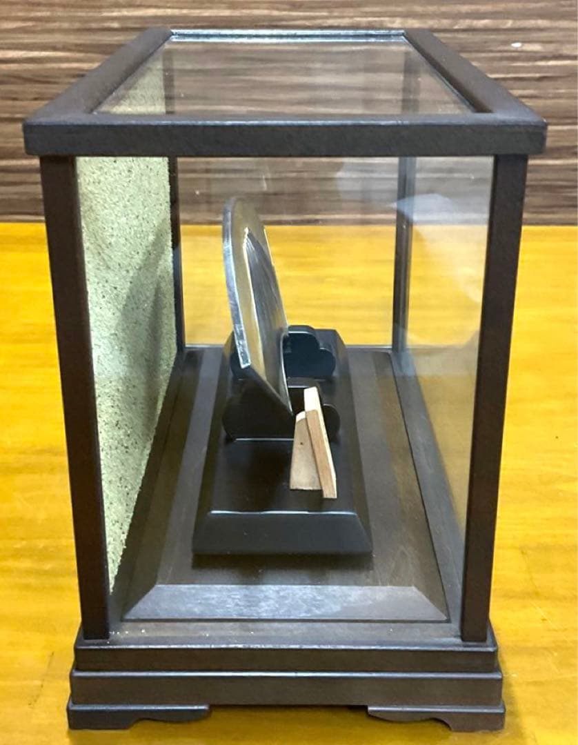 純銀　富士　扇面富士　4号　武比古作　ガラスケース入り