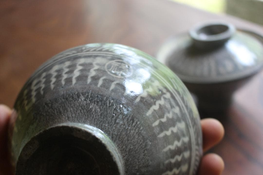 デッドストック！風情ある象嵌文様の映える三島手碗2点（検伊万里九谷お茶碗