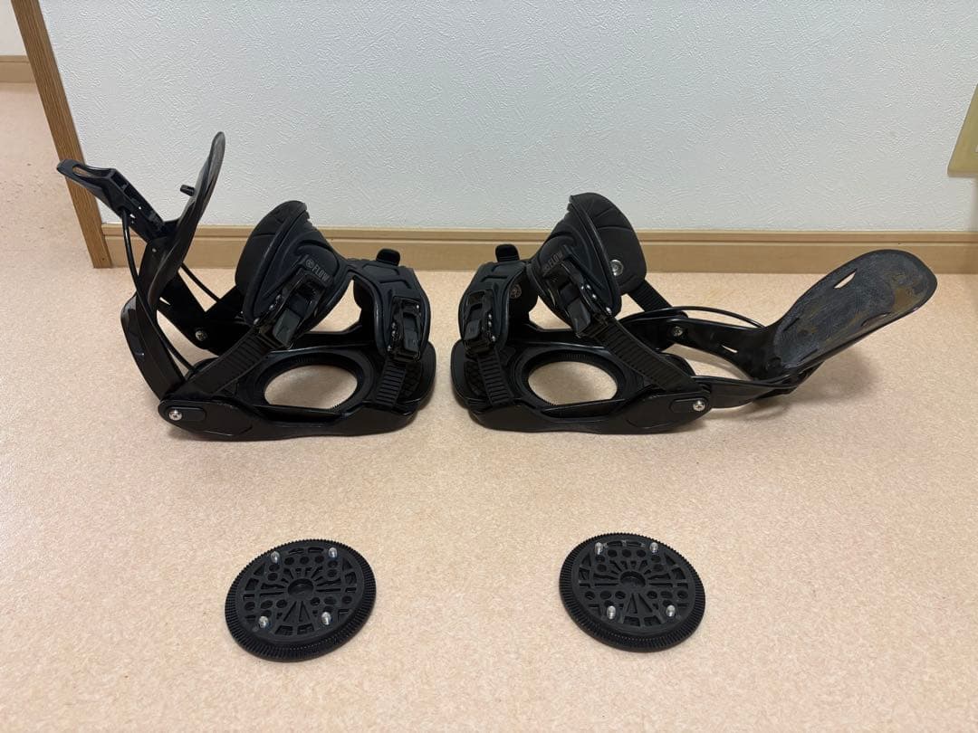 FLOW ALPHA スノーボードビンディング ブラック　Mサイズ