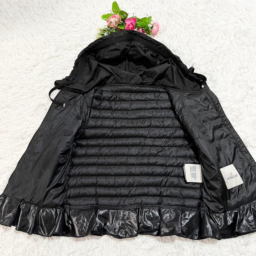 美品　MONCLER LUCILA ダウンベスト　フリル　ブラック　0