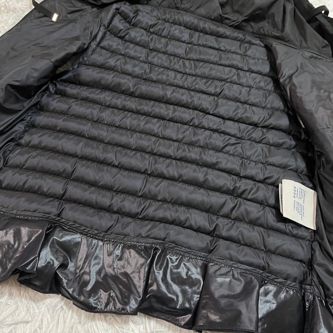 美品　MONCLER LUCILA ダウンベスト　フリル　ブラック　0