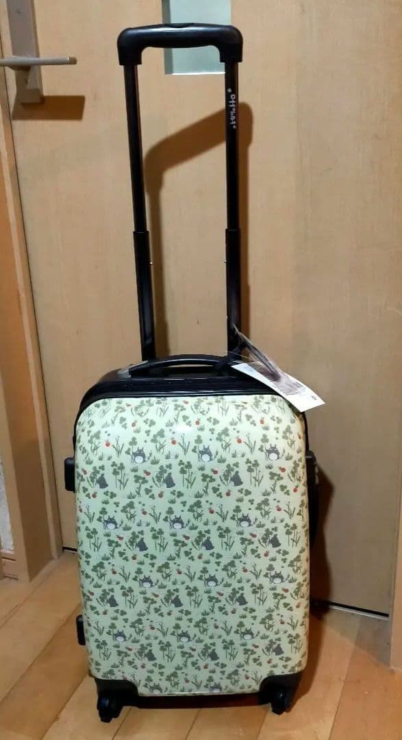 スタジオジブリ　となりのトトロ トトロクローバーシリーズ キャリーケースS