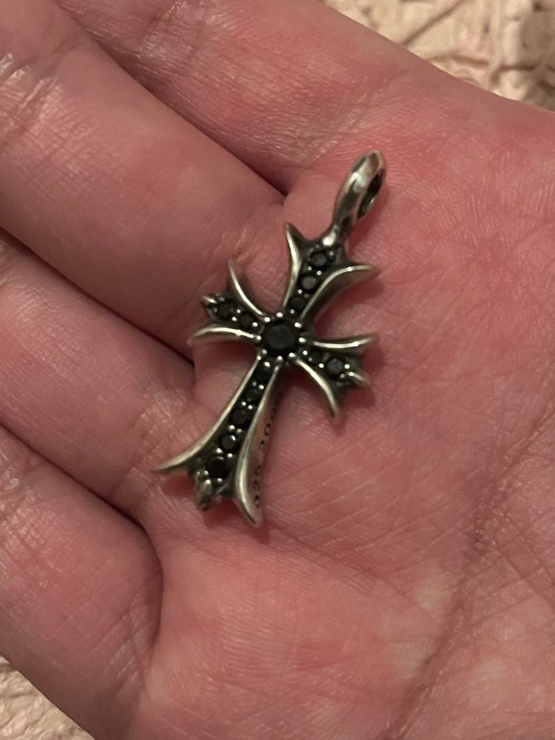 クロムハーツ タイニーファットクロス