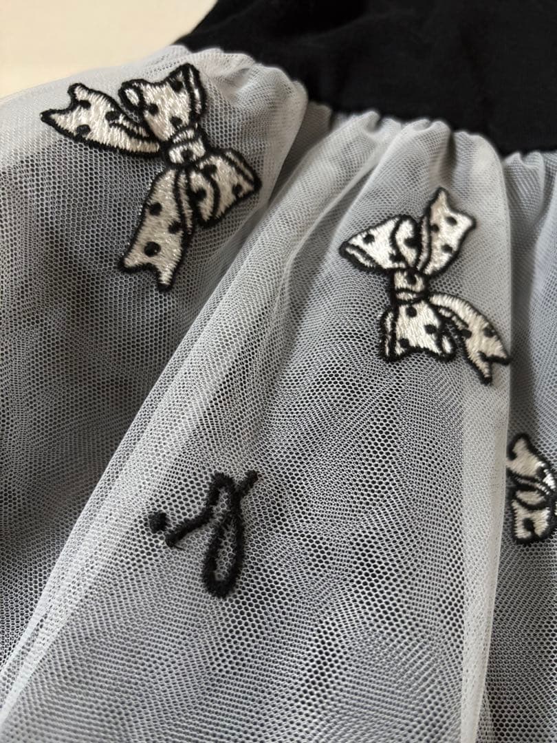 新品　タグ付き　アニエスべー　リボン刺繍ノースリーブワンピース　120cm