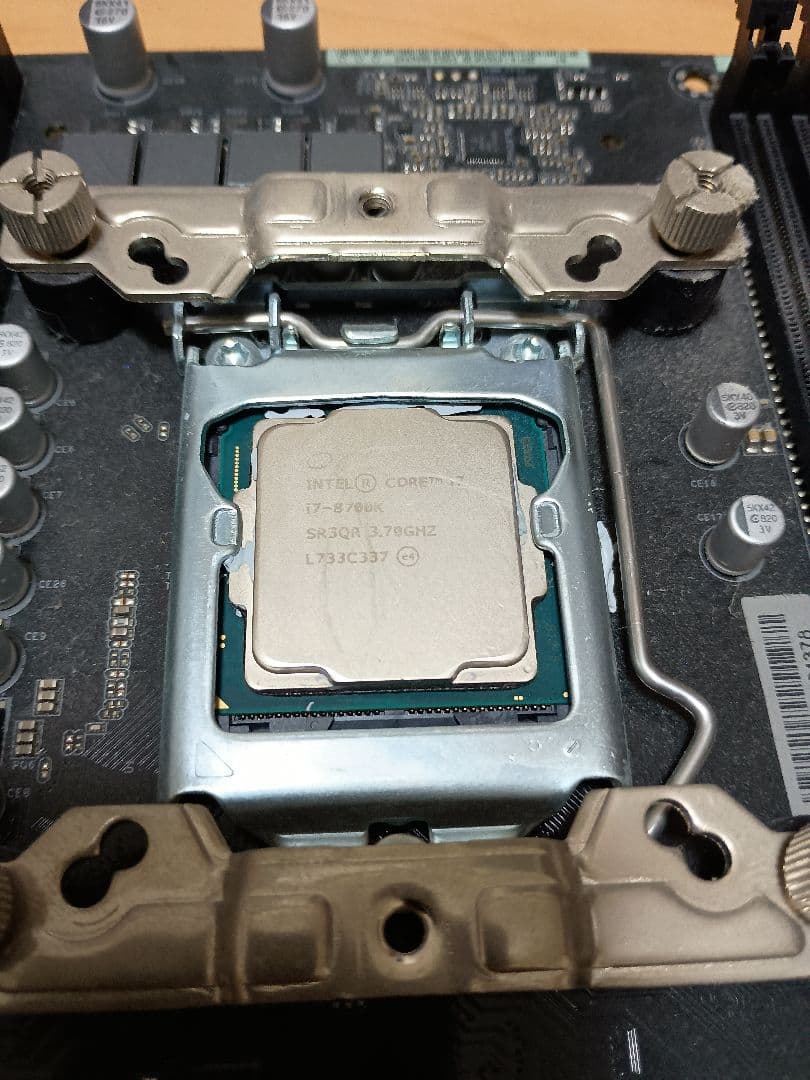 Z370Pro4+i7-8700K+DDR4-16gb+忍者五（ファン無）